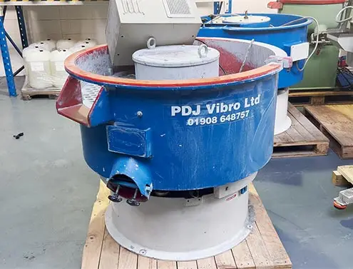 220 Litre Vibratory bowl with unload